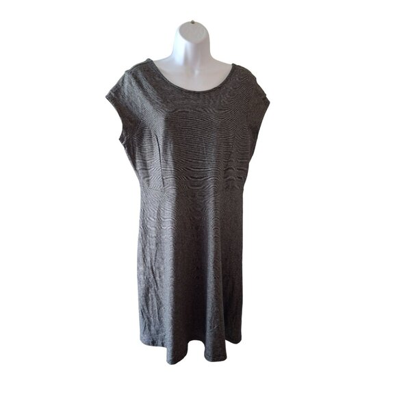 Old Navy Womens Fitted Mini Dress Heather Gray Short Sleeve Normcore Minimalist - Picture 1 of 9